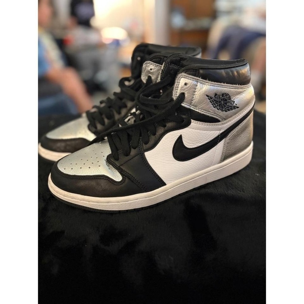 Nike Air Jordan 1 Retro High OG Silver Toe Black White CD0461-001 Womens 10